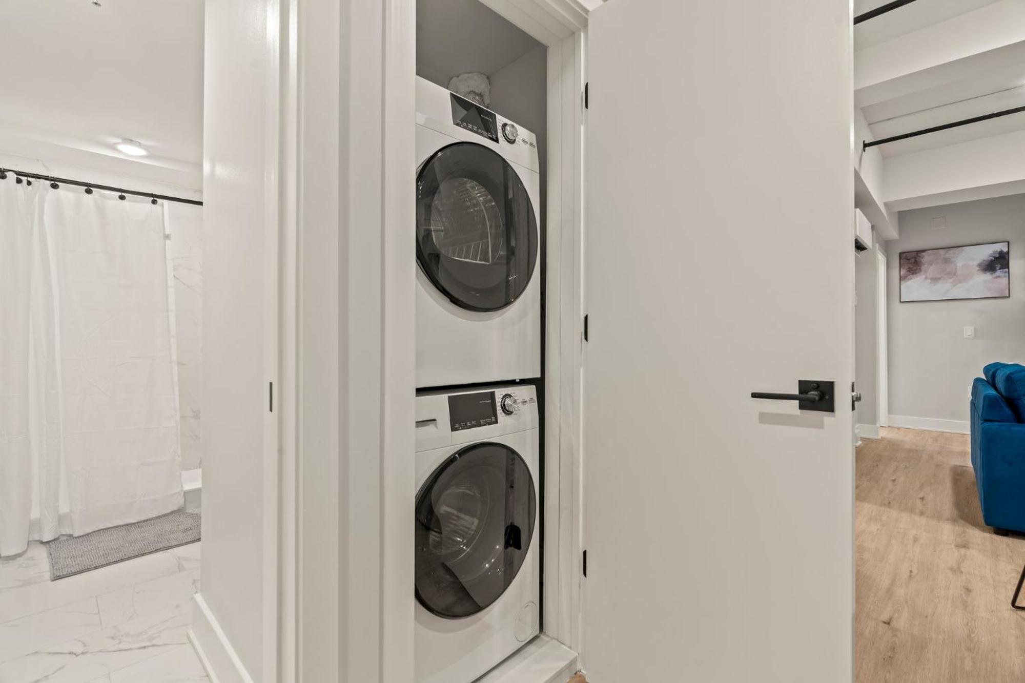 Apartmint At The Metropolitan -