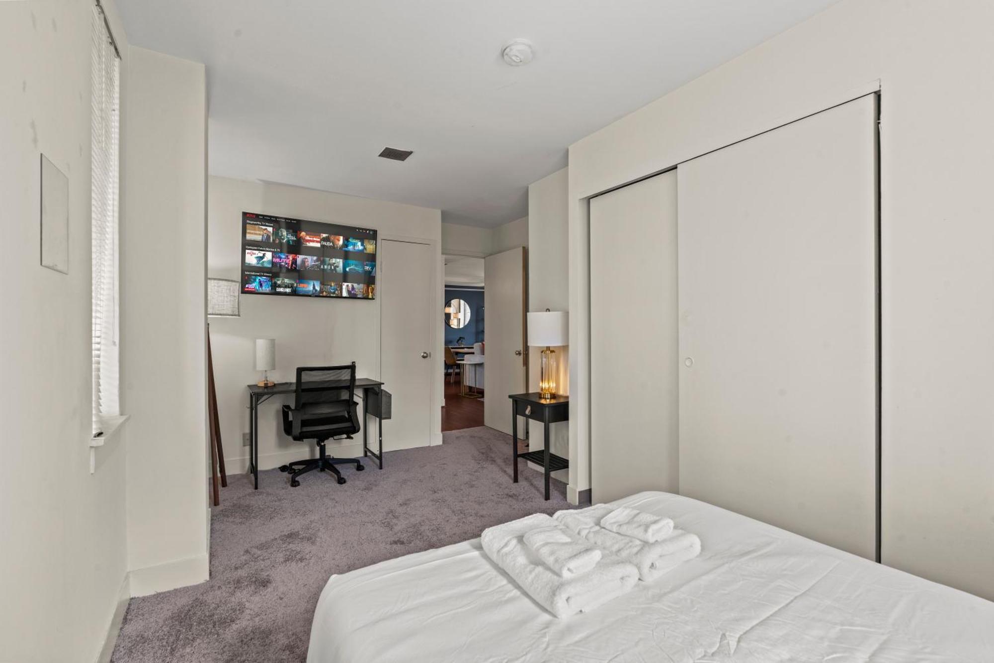 Apartmint At The Metropolitan -
