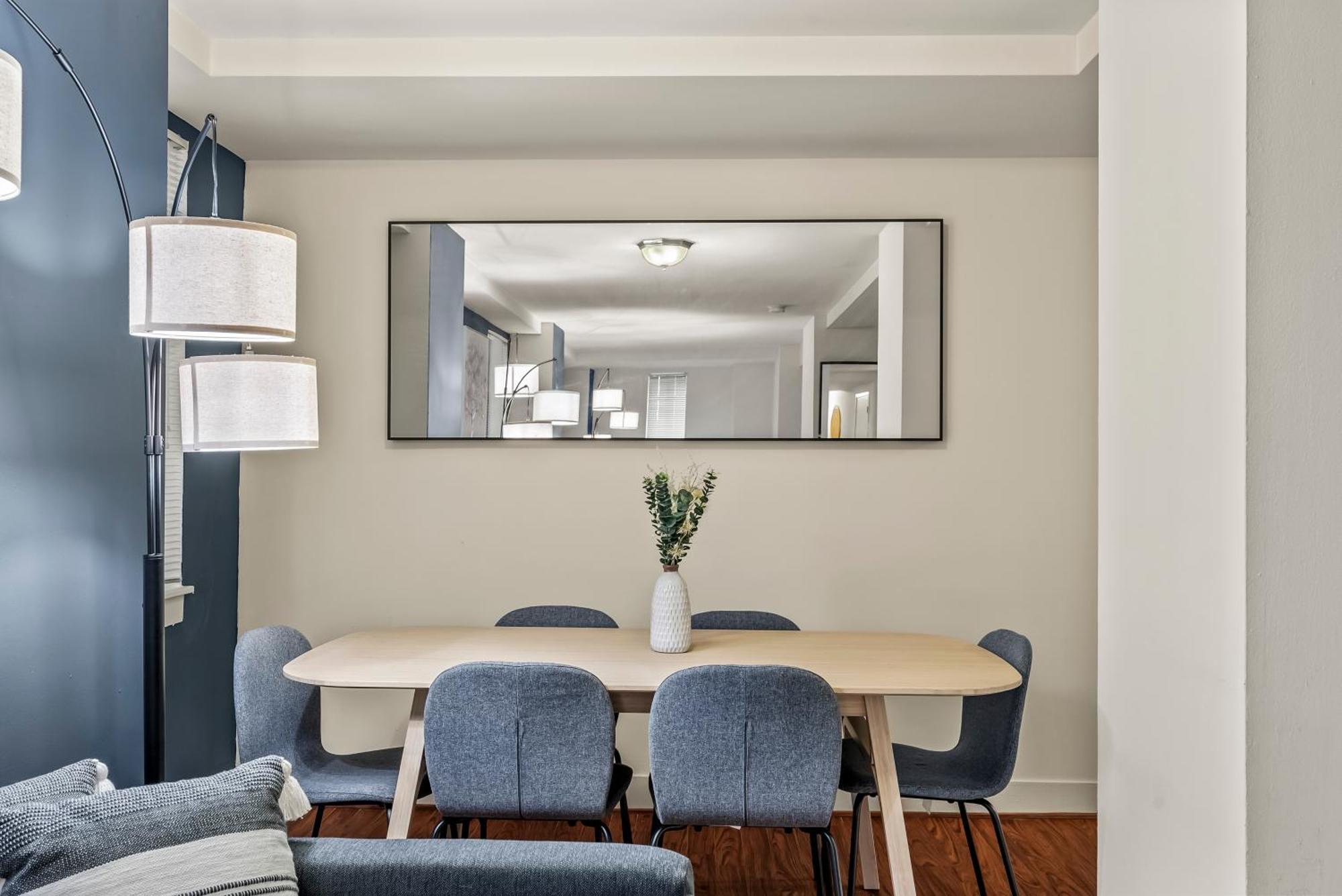 Apartmint At The Metropolitan - *